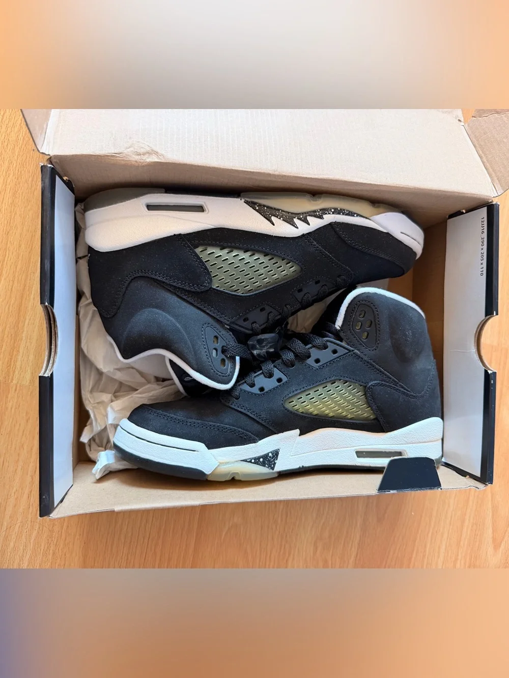 Nike Air Jordan 5 Retro GS Oreo Black White Sneakers Boys 5.5Y NWOT with Box